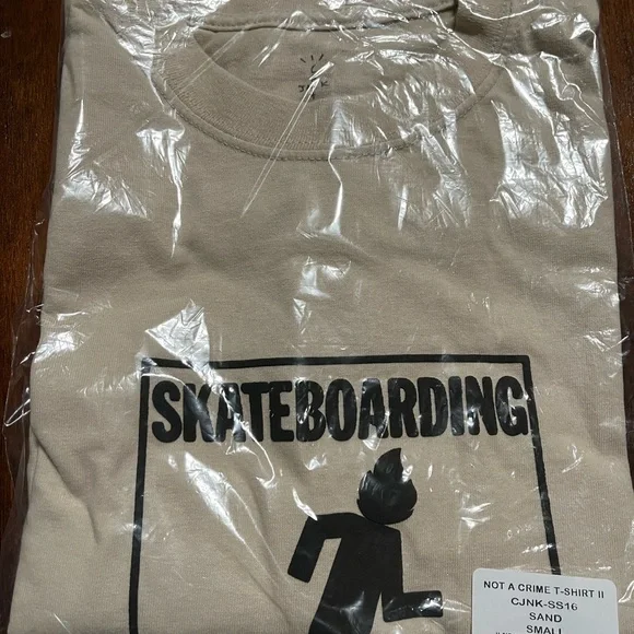 Selling Travis Scott merchandise - Picture 2 of 2